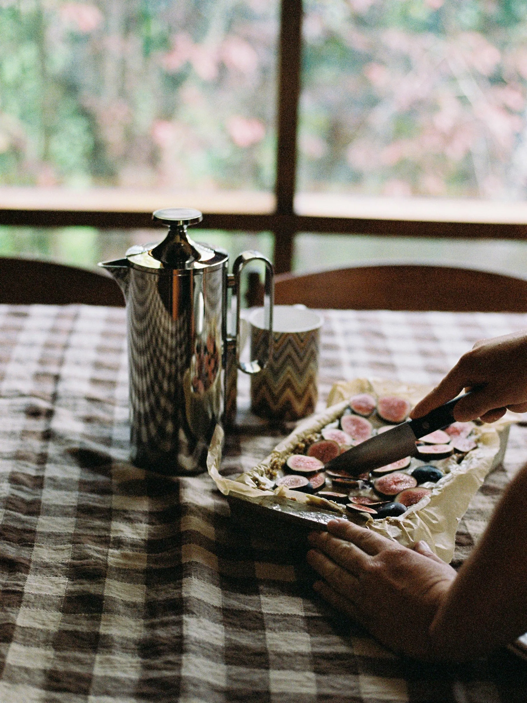 Gingham Linen Table Cloth | Fusain