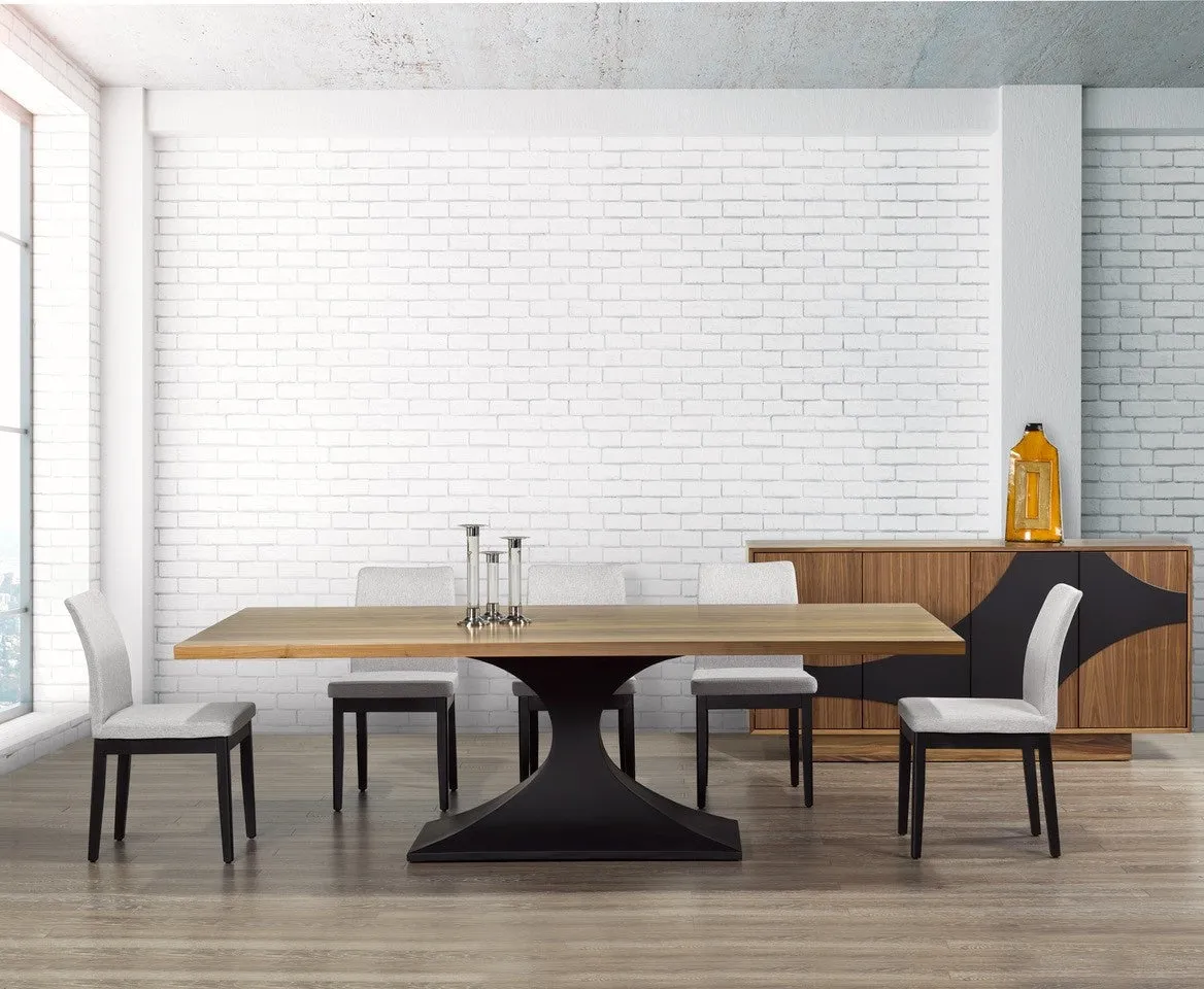 Hanover dining table