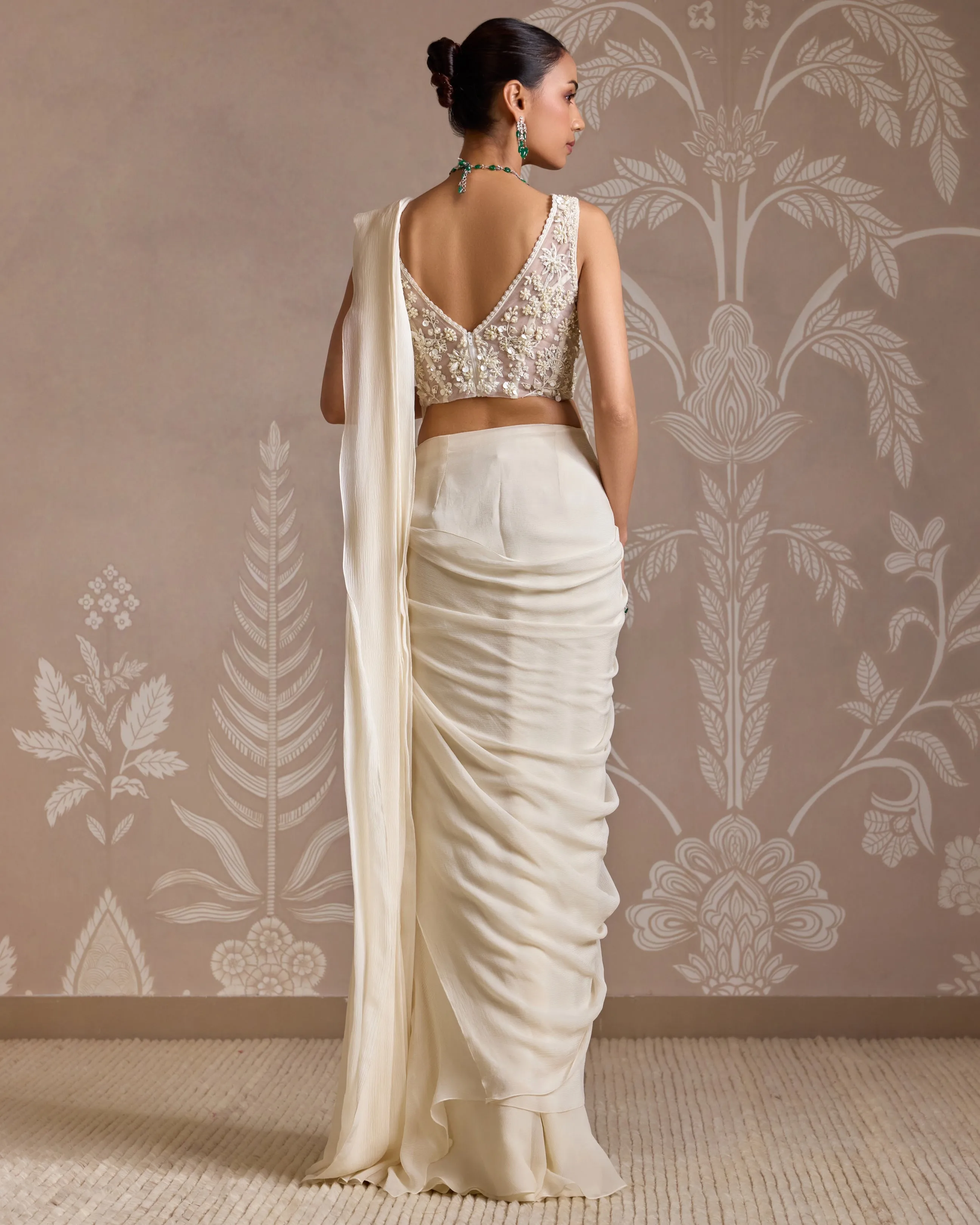 Ivory Spindle Pre Draped Sari Set