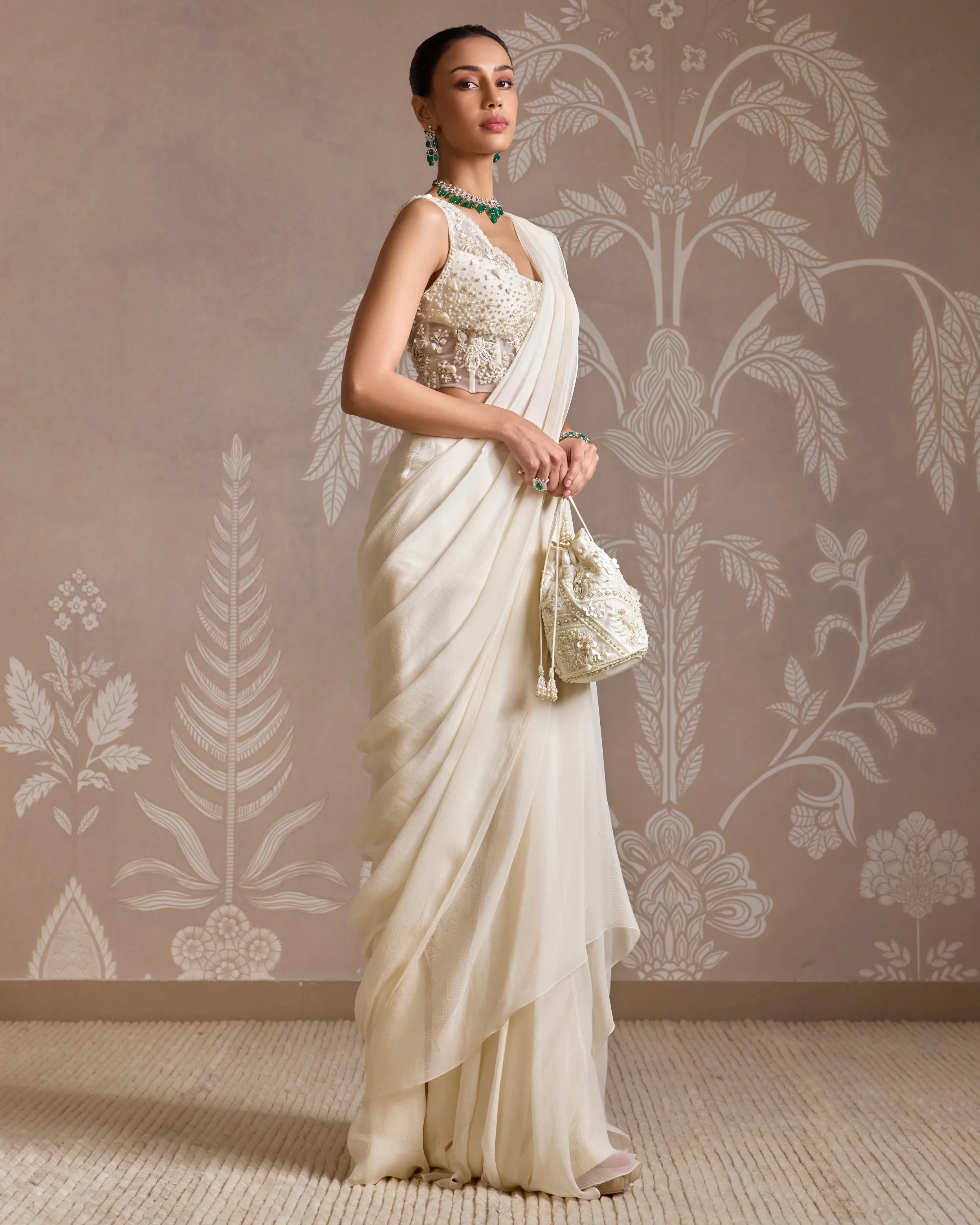 Ivory Spindle Pre Draped Sari Set
