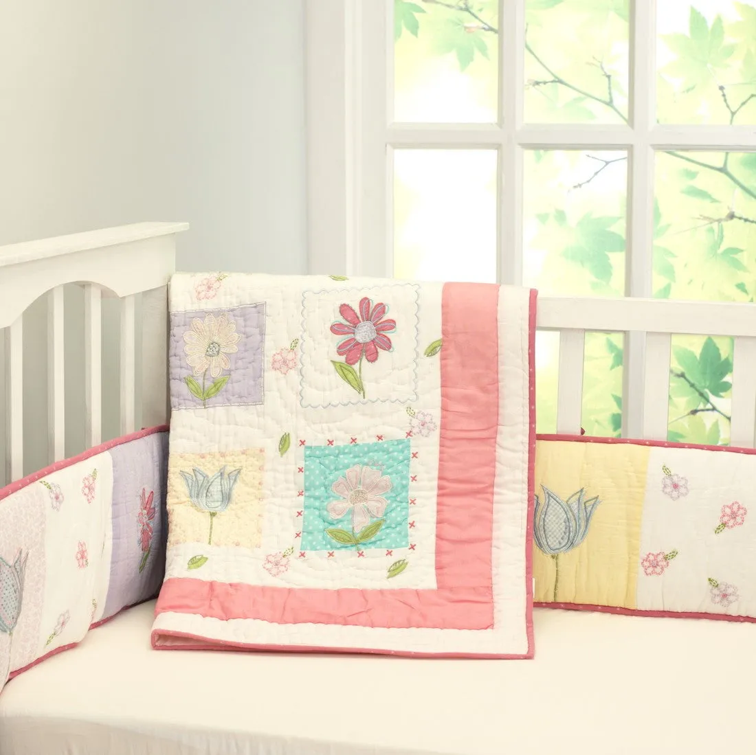 La Fleur Quilt <br> <span style="font-size: 11px; font-family:Helvetica,Arial,sans-serif;">Can Be Personalised</span>