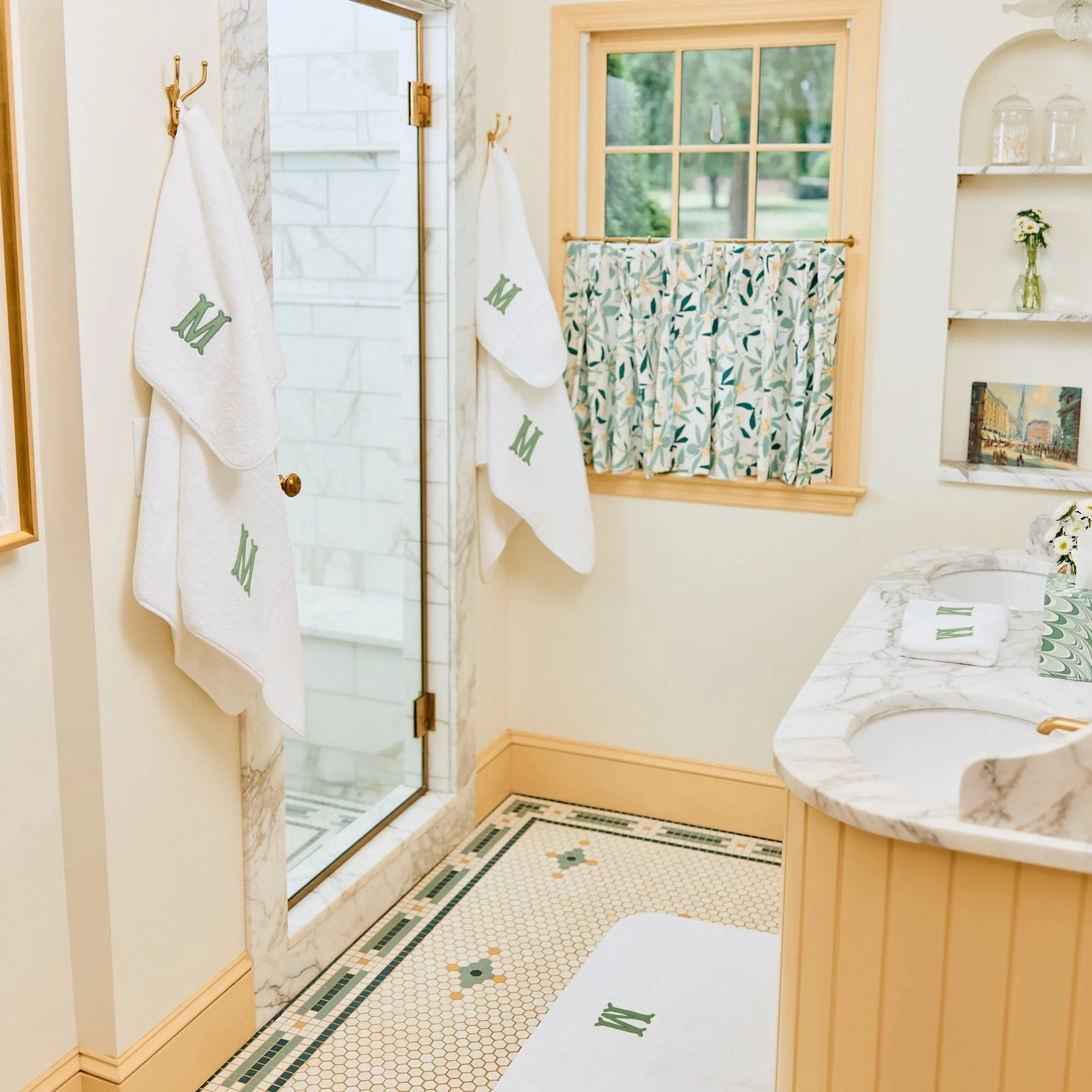 Signature Linen Closet Bundle (24 pieces)
