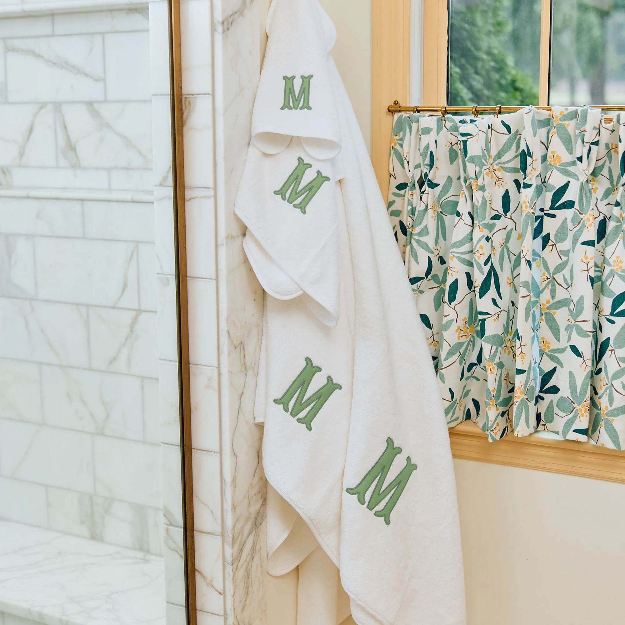 Signature Linen Closet Bundle (24 pieces)